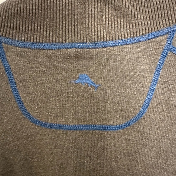 Tommy Bahama reversible sweatshirt - Picture 8 of 9